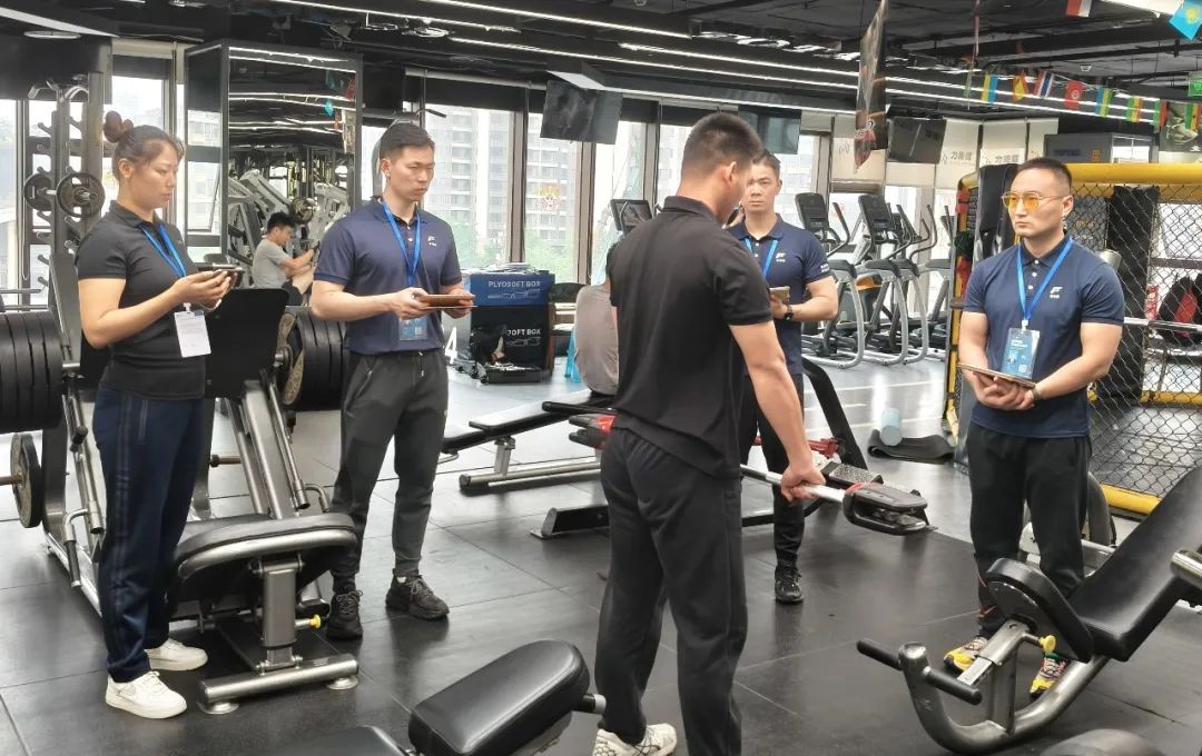 考健身教练证必看！这些隐形门槛坑了90%的新人(图1)