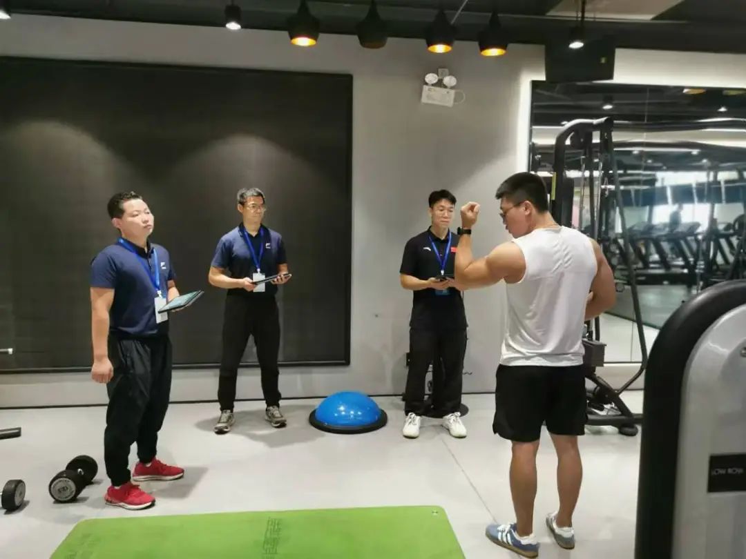 全职、自由、兼职健身教练:区别与优势深度解析(图10) 全职、自由、兼职健身教练:区别与优势深度解析(图10)