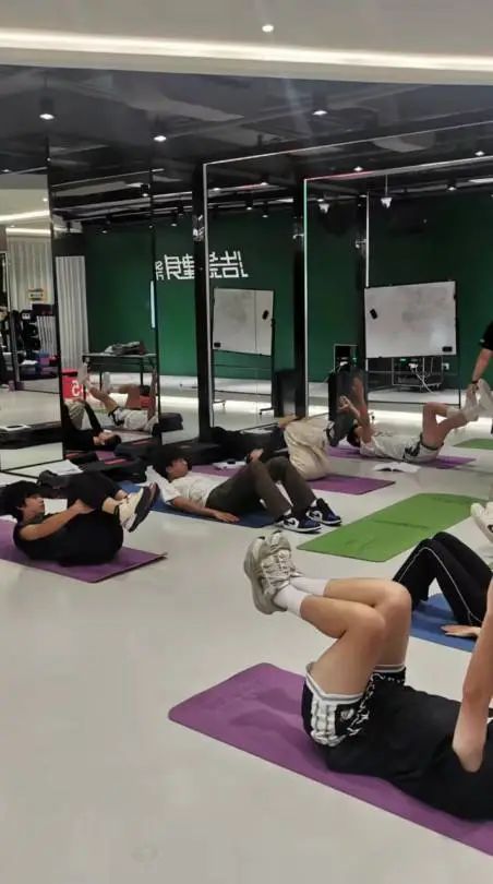 健身教练为啥取消旧国职证书了?推出新国职证书(图11) 健身教练为啥取消旧国职证书了?推出新国职证书(图11)