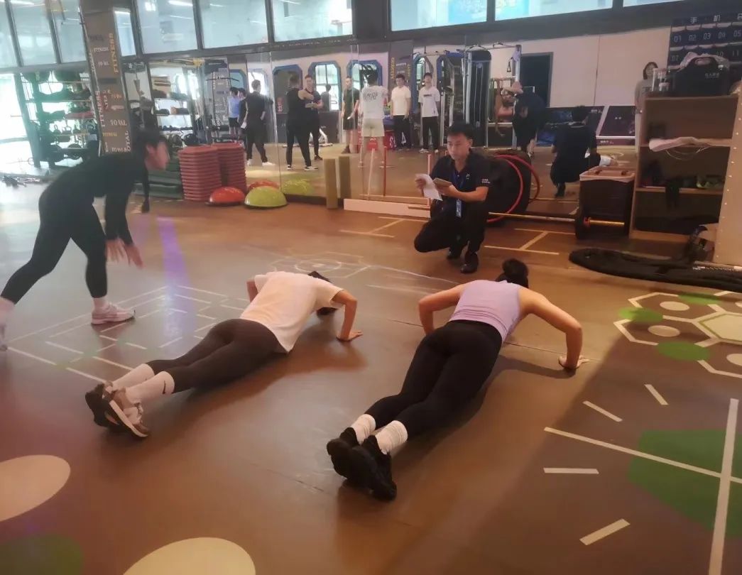 健身教练为啥取消旧国职证书了?推出新国职证书(图12) 健身教练为啥取消旧国职证书了?推出新国职证书(图12)