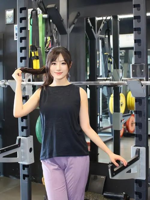 揭秘女私人健身教练：优势、培训、证书全解析(图2)