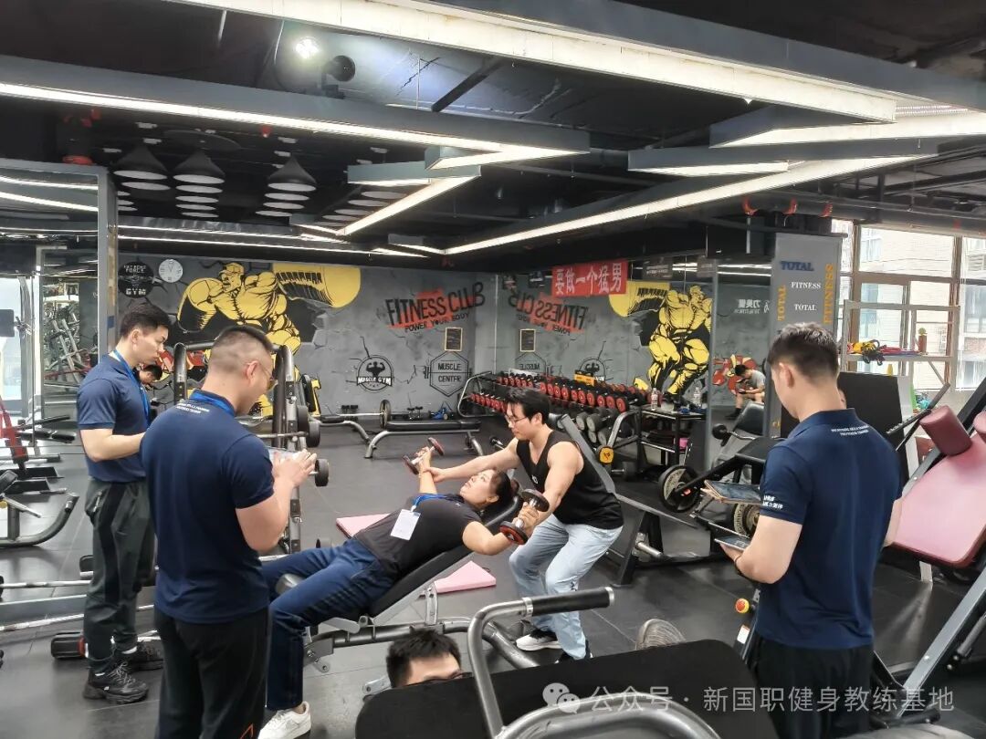 新手教练带课避坑指南!这 5 个常见错误,90% 的人都犯过(图3) 新手教练带课避坑指南!这 5 个常见错误,90% 的人都犯过(图3)